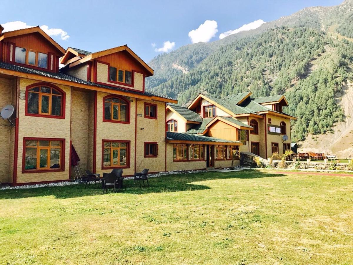 Hotel Akbar Sonāmarg Exteriér fotografie