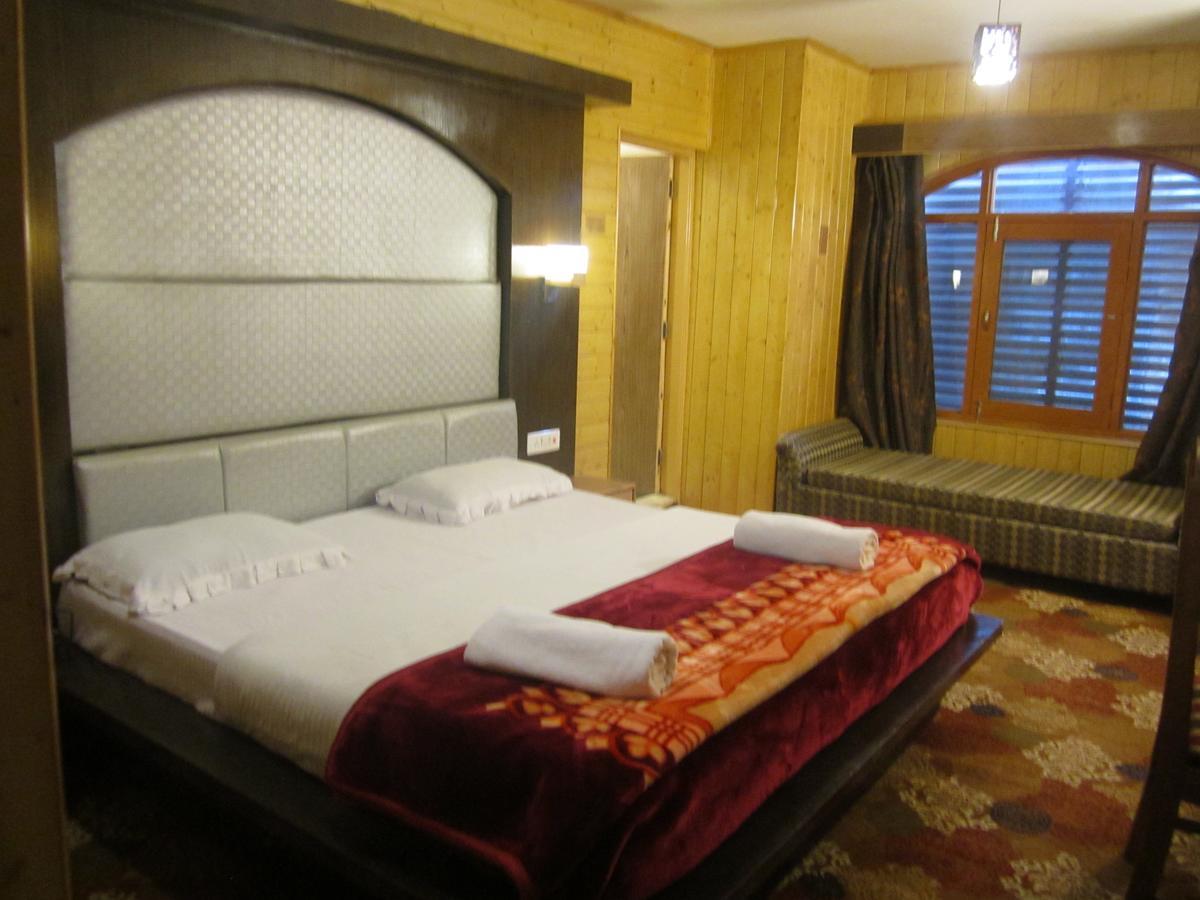 Hotel Akbar Sonāmarg Exteriér fotografie